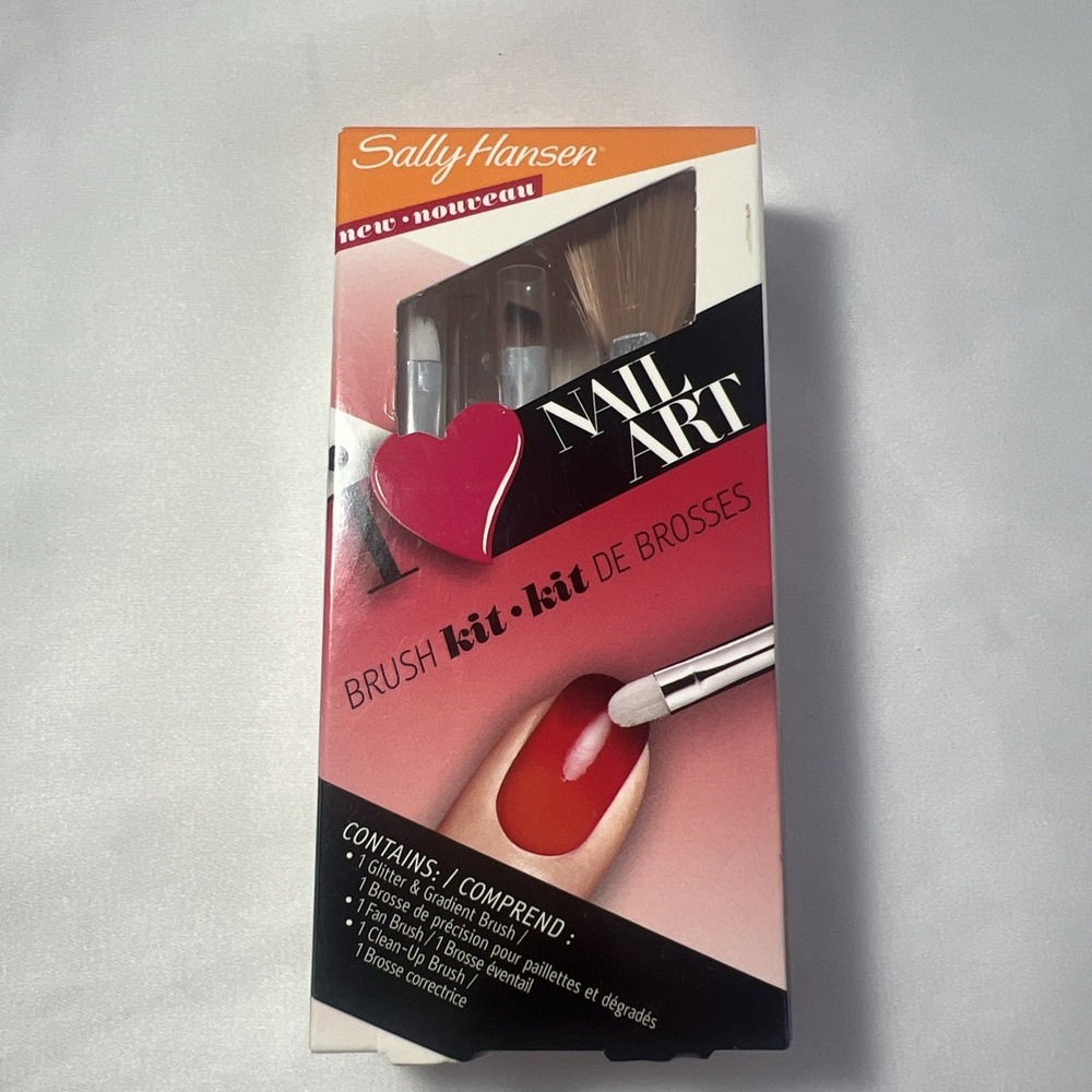 Sally Hansen Brush Kit I Heart Nail Art Contains Glitter, Fan & Clean Up Brush